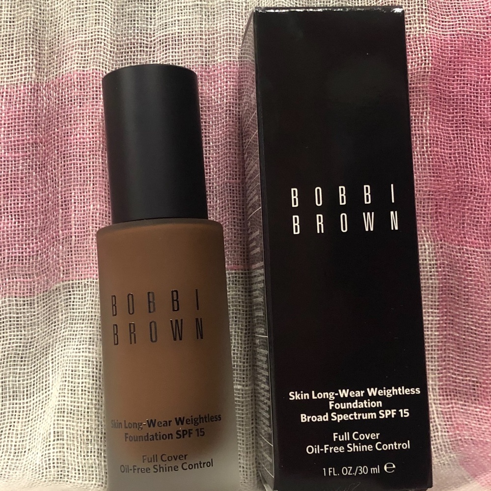 NWT Bobbi Brown Skin Long-Wear Weightless Fundation